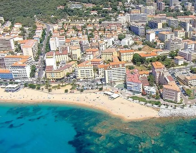 Trottel A Livia Apartment *